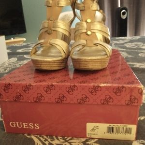 Guess dress sandals size 7, cream and gold colored